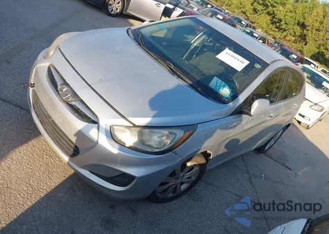 2012 Hyundai Accent Se z USA, uszkodzony, nr VIN KMHCU5AE3CU043202